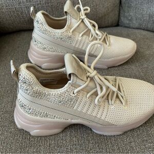 Blush Madden Girl Women’s Rhinestone Sneakers size 7.5